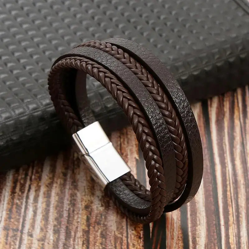 Jiayiqi New Design Punk Leather Bracelet Men Fashion Beaded Multi-Layer Leather Bracelet For Men New Year Jewelry Gift